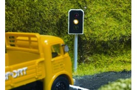 Traffic Light Twin Pack OO Scale 